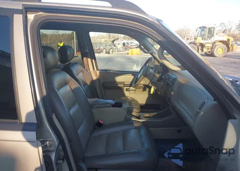 2005 Ford Explorer Sport Trac Adrenalin/Xls/Xlt из США, поврежденный, VIN 1FMZU67K25UA78720